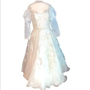 SALE!! ❤️Wtoo by Watters Juno Bridal Gown